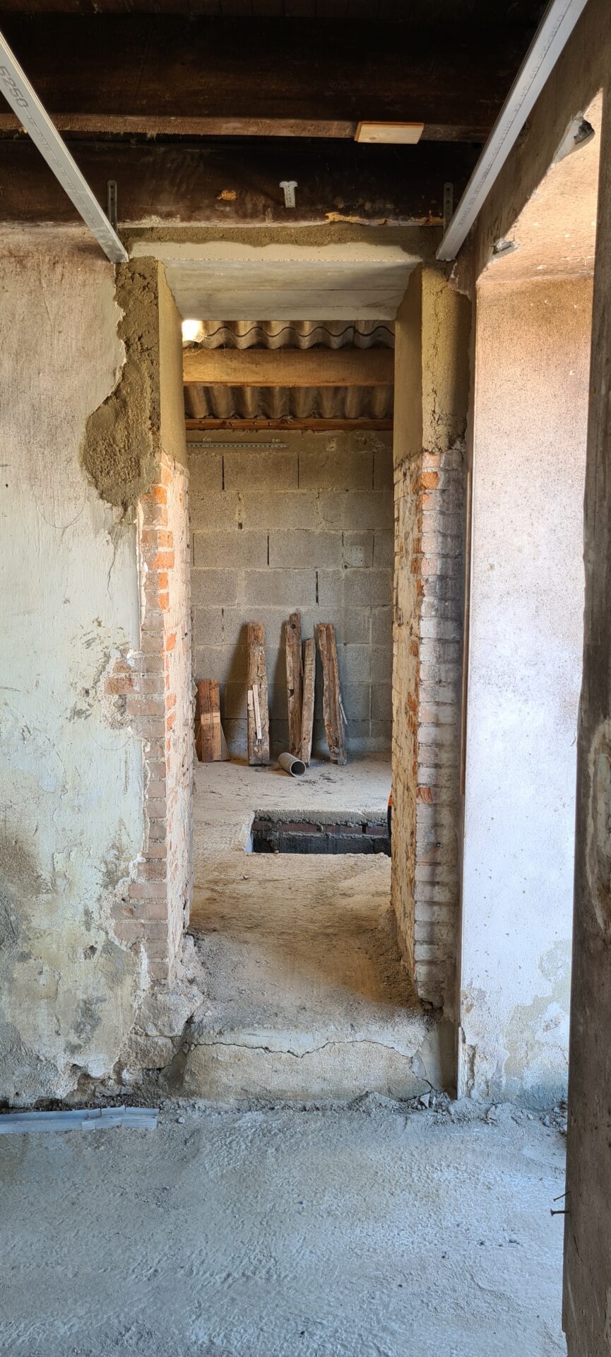 Travaux de rénovation d'une maison au niveau de la maçonnerie dans les Mauges (49)